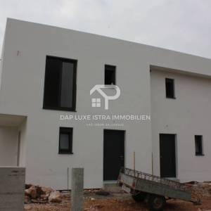 Umag Duplex kuća 121m2 s bazenom i pogledom na more