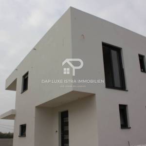 Umag Duplex kuća 121m2 s bazenom i pogledom na more