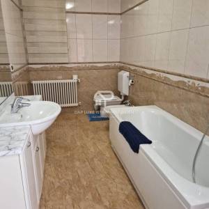 Umag Luksuzna vila prvi red do mora 350m2