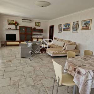 Umag Luksuzna vila prvi red do mora 350m2