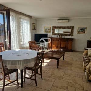 Umag Luksuzna vila prvi red do mora 350m2