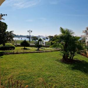 Umag Luksuzna vila prvi red do mora 350m2