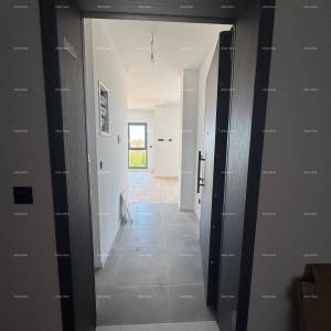 UMAG – Novogradnja! Stan s vrtom i terasom u modernom stambenom kompleksu, 0-08