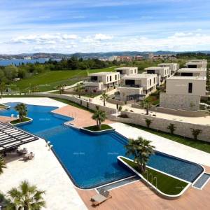 Umag. Prodajemo apartman u luksuznom Aparthotelu! Crveni Vrh