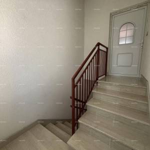 VALBANDON - Kuća s dva stana – idealna za obiteljski život ili investiciju