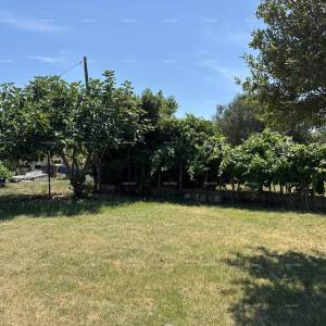 VALBANDON - Kuća s dva stana – idealna za obiteljski život ili investiciju