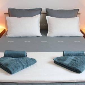 Valbandon, kuća sa bazenom, saunom i jacuzzijem, blizu plaže!