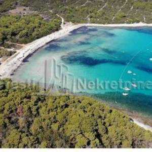 VELI RAT-ATRAKTIVNO- 1.RED (20m od mora)