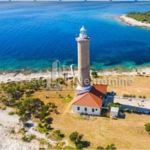 VELI RAT-ATRAKTIVNO- 1.RED (20m od mora)