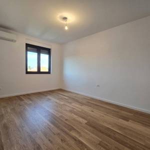 Velika Gorica, četverosobni, terasa, garaža, novogradnja