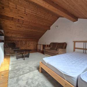 Velika Gorica, kuća u nizu, 110 m2, vrt, prilika