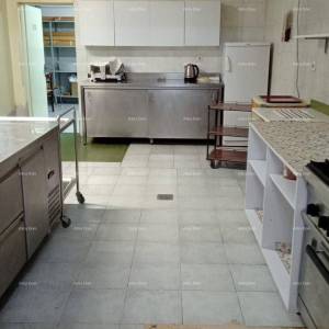 Veruda. Prodaja kuće s apartmanima u Puli  blizu mora, s pogledom na more