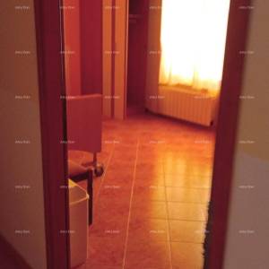 Veruda. Prodaja kuće s apartmanima u Puli  blizu mora, s pogledom na more