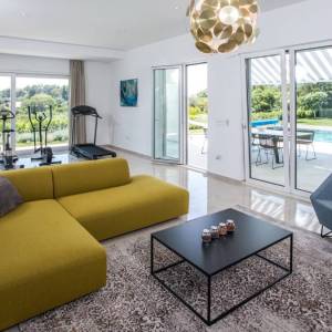 Vila s bazenom u Orašcu