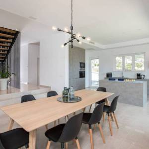 Vila s bazenom u Orašcu