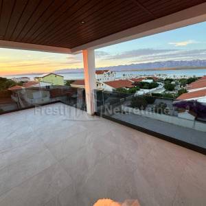 VIR -DUPLEKS VILLA 163m2, 90 m OD MORA! POGLED!