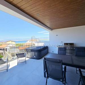 VIR -DUPLEKS VILLA 163m2, 90 m OD MORA! POGLED!