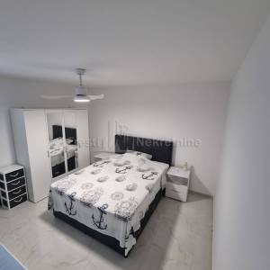 VIR-PREZIDA-KUĆA S BAZENOM 70 m OD MORA, TOP LOKACIJA!