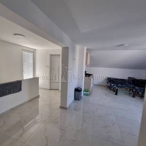 VIR-PREZIDA-KUĆA S BAZENOM 70 m OD MORA, TOP LOKACIJA!