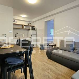 Vir – Samostojeća kuća s četiri moderno uređena apartmana, 170 m²