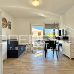 Vir – Samostojeća kuća s četiri moderno uređena apartmana, 170 m²