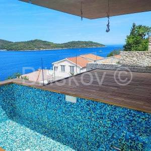 Vis, moderna luksuzna vila