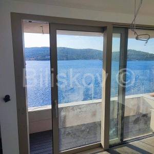 Vis, moderna luksuzna vila