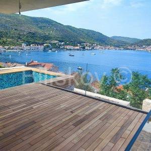 Vis, moderna luksuzna vila