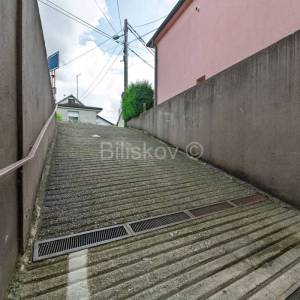 Višenamjenski poslovni prostor na prodaju