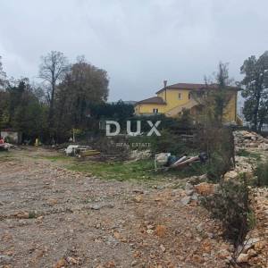 VIŠKOVO, MARČELJI - zemljište 2.268 m2 s pravomoćnim dozvolama za 2 zgrade s ukupno 9 stanova