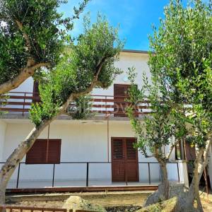 Vodice. atraktivna lokacija, dvojna kuća, prodaja