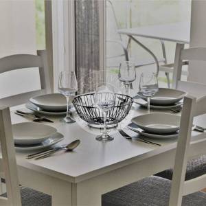 Vodice , Srima, moderna namještena kuća s četiri stana, apartmanom i bazenom