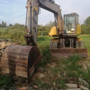 VOLVO BAGER SA MONTABERT PIKAMEROM,ZAMJENA