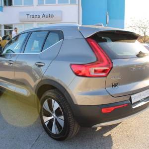 Volvo XC40 T5 Plug-in Hybrid AUTOMATIK *LED, NAVIGACIJA, KAMERA