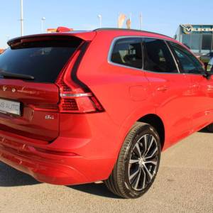 Volvo XC60 B4 2.0D AUTOMATIK *LED, NAVIGACIJA, KAMERA*