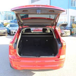 Volvo XC60 B4 2.0D AUTOMATIK *LED, NAVIGACIJA, KAMERA*