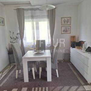 Vrbovsko, kuća za odmor, uređena okućnica