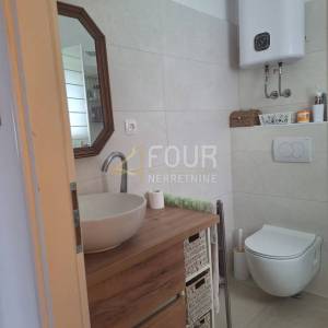 Vrbovsko, kuća za odmor, uređena okućnica