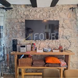 Vrbovsko, kuća za odmor, uređena okućnica