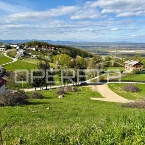 Vrhovčak, Vrhovčak, 679,00 m2, 74.690,00 EUR