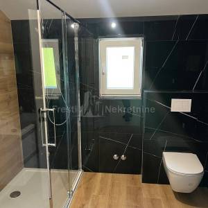 VRSI-KAMENA VILLA S BAZENOM-ODLIČNA!