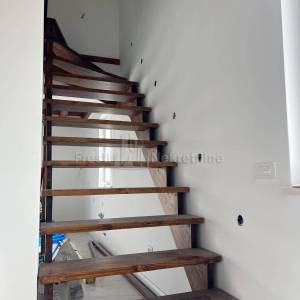 VRSI-KAMENA VILLA S BAZENOM-ODLIČNA!