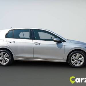 VW Golf 8 1.5 TSI LIFE