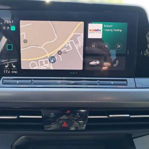 VW Golf 8 2.0 BMT LIFE