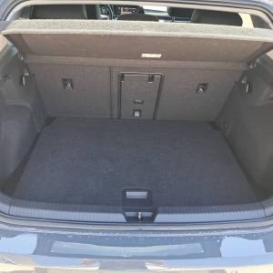 VW Golf 8 2.0 BMT LIFE