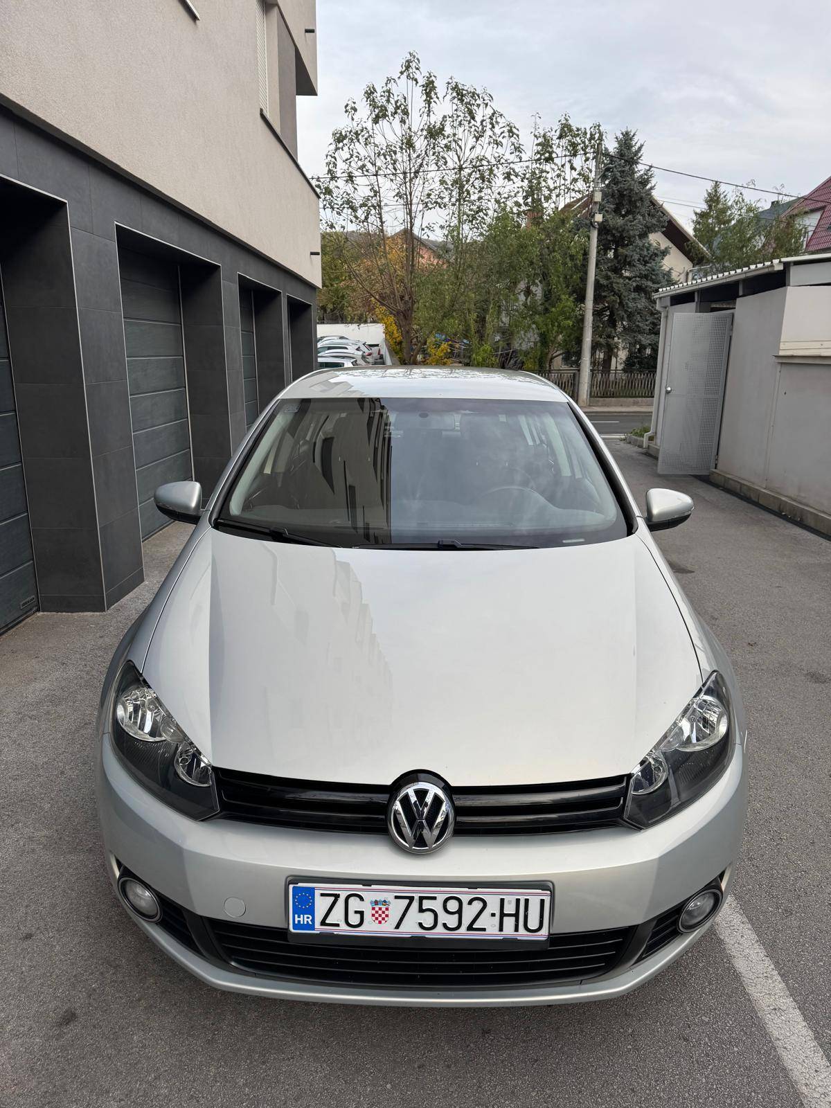 VW GOLF VI /129tkm/prvi vlasnik/HR auto/klima/odličan/