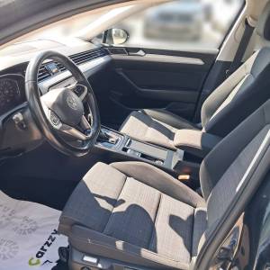 VW Passat 2.0 TDI DSG BUSINESS