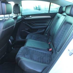 VW Passat 2.0 TDi DSG R-Line *NAVIGACIJA, LED, KAMERA*