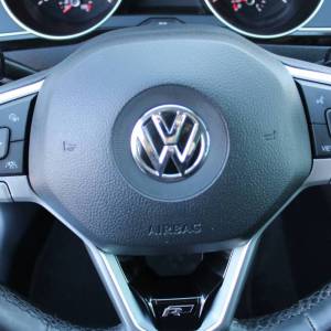 VW Passat 2.0 TDi DSG R-Line *NAVIGACIJA, LED, KAMERA*