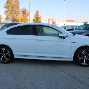 VW Passat 2.0 TDi DSG R-Line *NAVIGACIJA, LED, KAMERA*